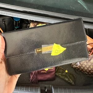 Micheal Kors Continental Wallet